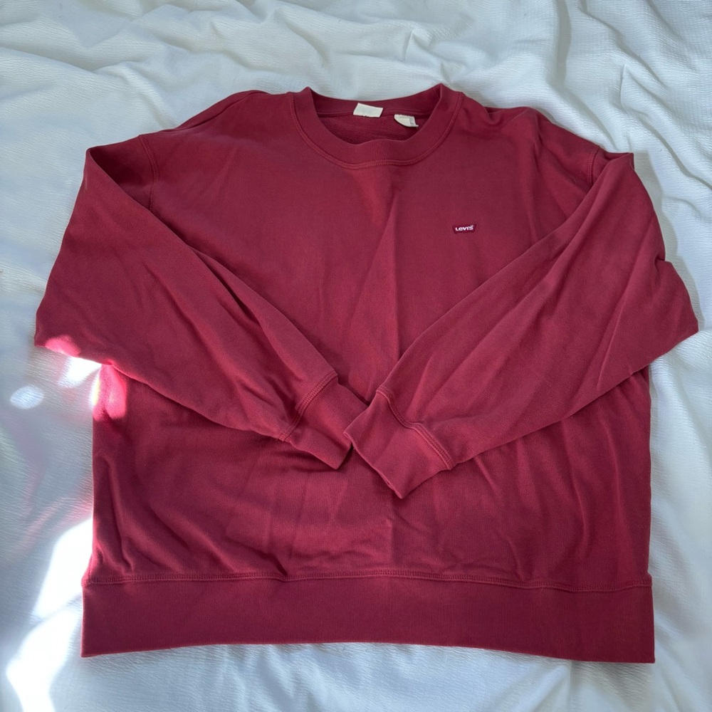Levi's Men's Burgundy Crewneck Sweater